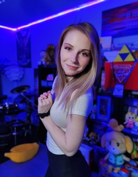 MissClick model porn img