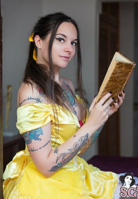 DoncellaSuicide star pornographic picture