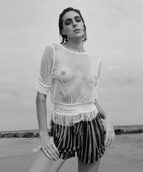 Brooke Deighton sexy actress picture