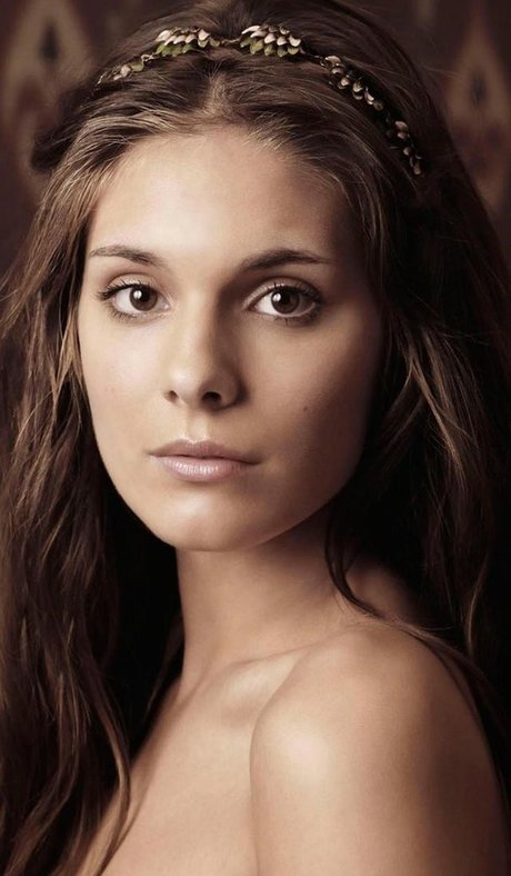 Caitlin Stasey pornstar naked galleries