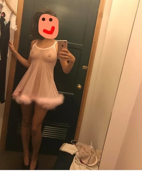 Caitlin Stasey xxx model galleries