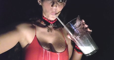 HopePenetration pornstar erotic pictures