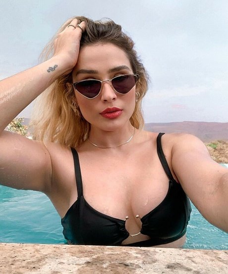 LoryLives star exclusive pic