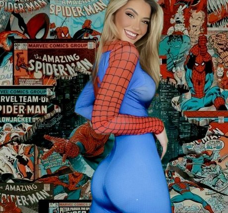 OliviaMaeBae star adult picture