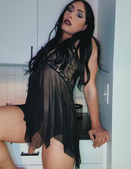 Danielle Briski porn model photos