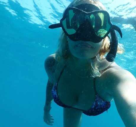 Sarah Connor pretty actress gallery