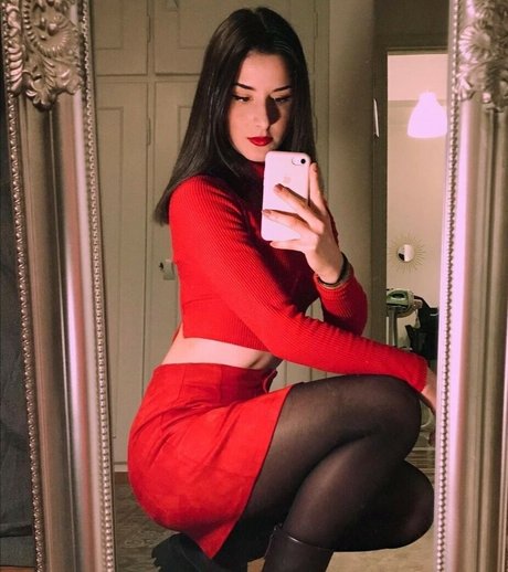 Katerinaktrn erotic model img