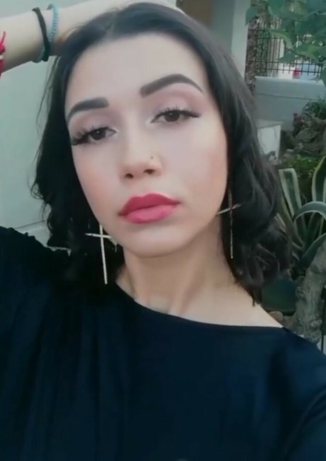 Vassiliki xlk model adult photos