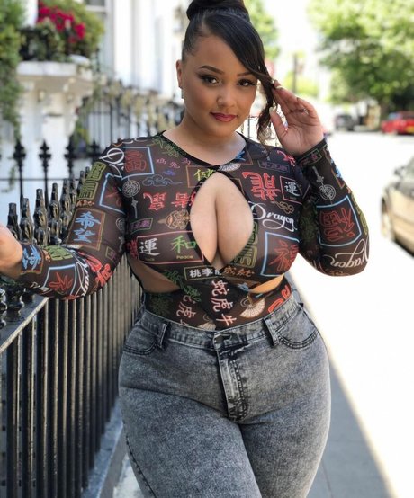 latina solo onlyfans nice pics