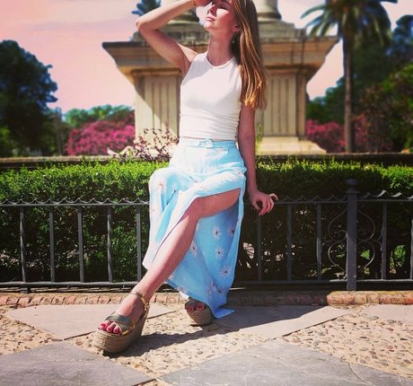 Duaffy M S model hot photo