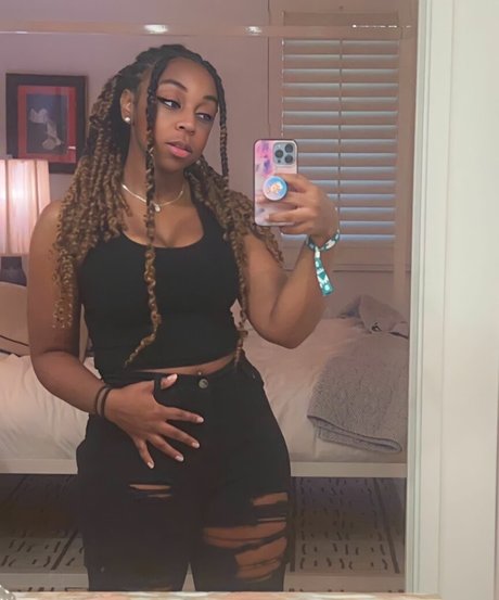 JazzyGunz high quality actress pictures