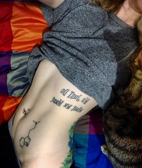 Infy Snow sexy actress archive