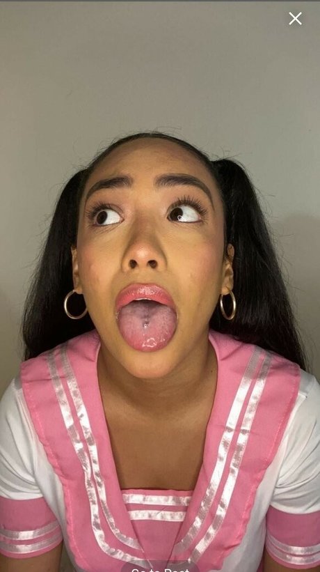 Liz ariasss pornstar top photo