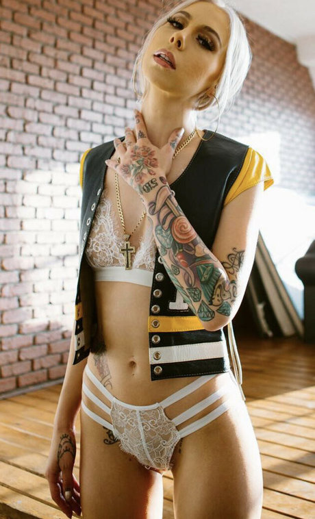 Lil Debbie star pornographic images