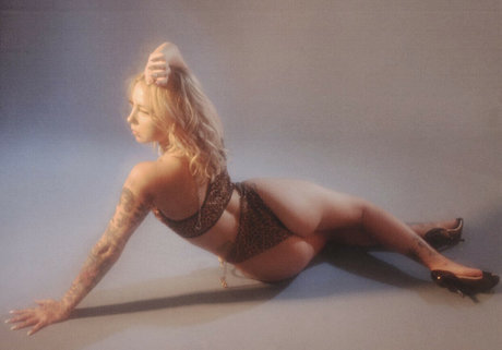 Lil Debbie star nudes archive