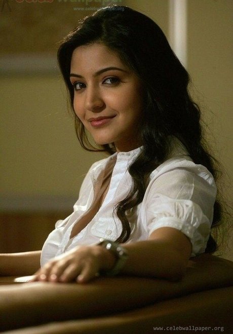 Anushka Sharma pornstar adult pictures