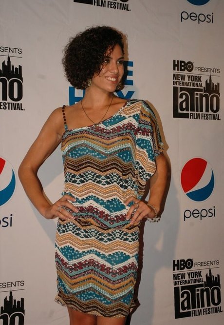 Andrea Sixtos hot pornstar pictures