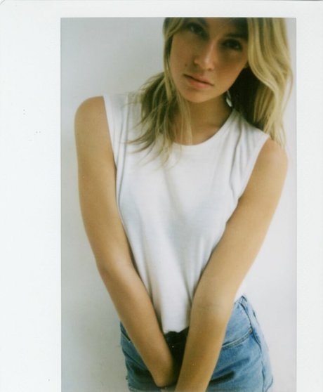 Annie McGinty pornstar hot pics