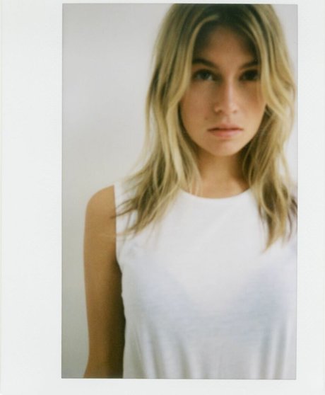 Annie McGinty top pornstar picture