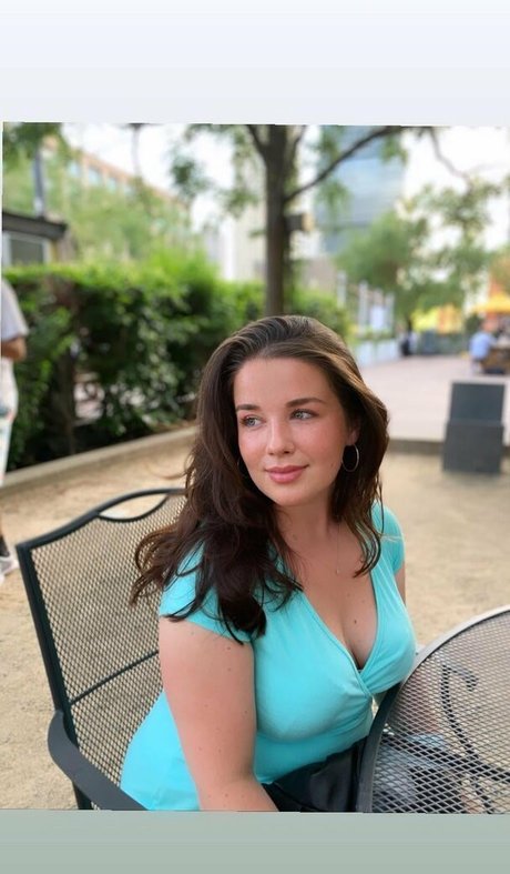 Lettuce2281 beautiful actress picture