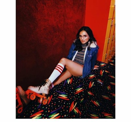 Aparna Brielle model sexy images