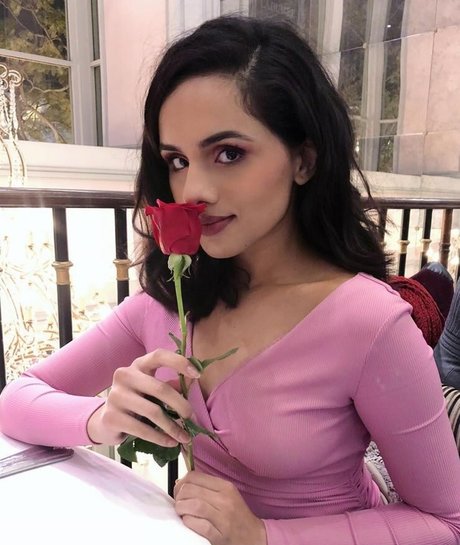 Aparna Brielle best actress img