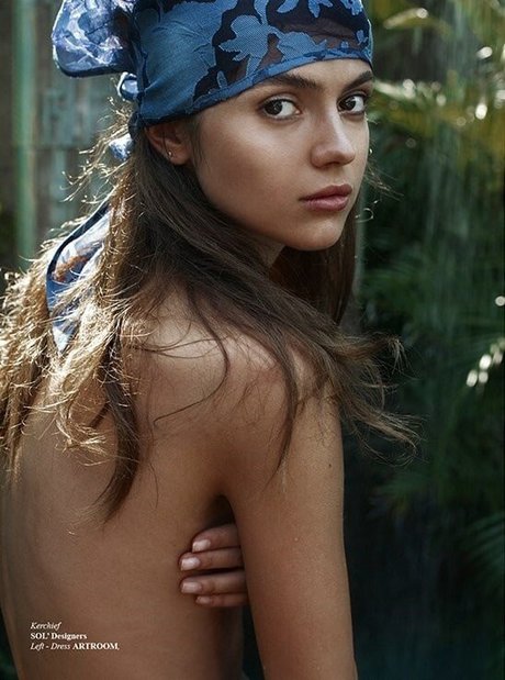 Arina Perchik model hd img