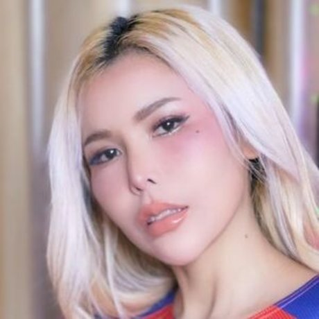 WhiteSpaa star picture