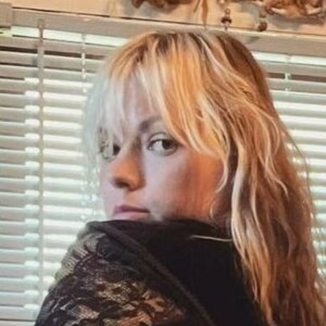 Sisterfireflyxo hot model gallery