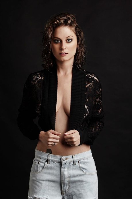 asian brunette onlyfans pornos gallery