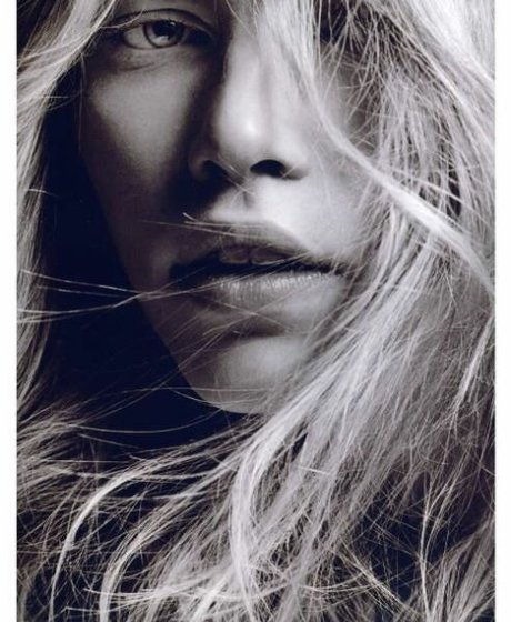 Aline Cleusa Weber erotic actress pic