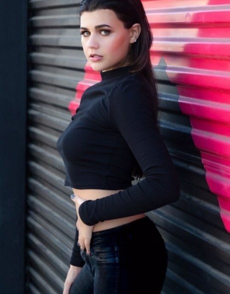 Amber Dawn Frank exclusive actress photo