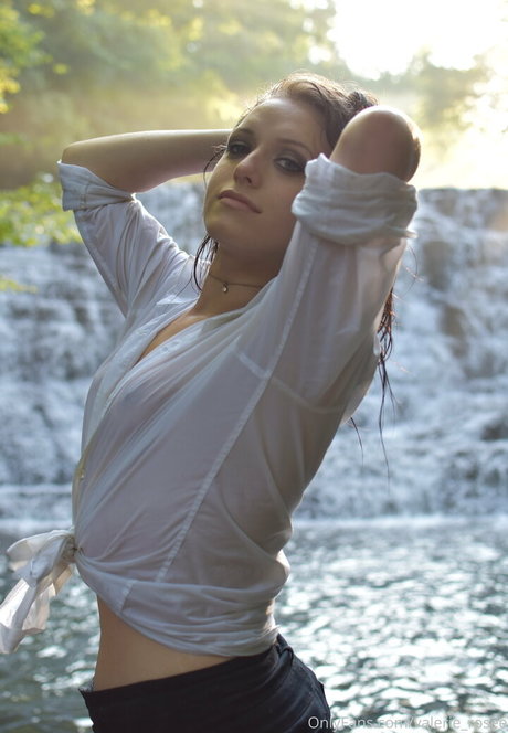 Valerie Rosee xxx model images