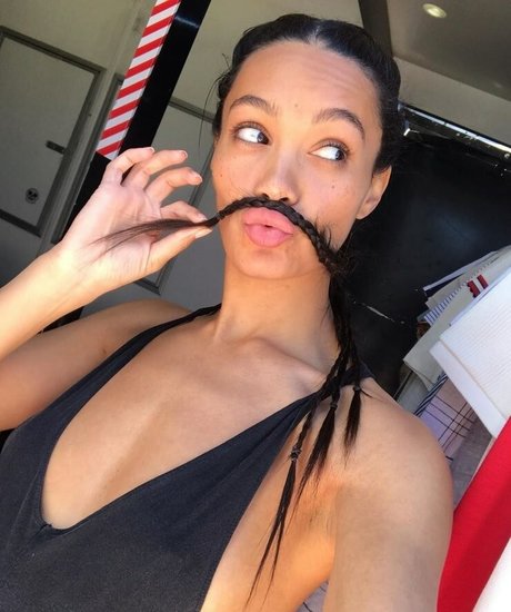 Alexis Gaube star free pic