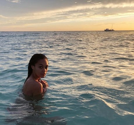 Alexis Gaube porn star photos