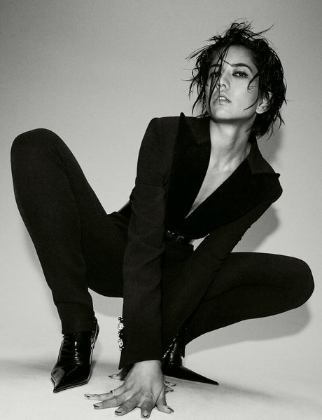 Sonoya Mizuno model beautiful pics