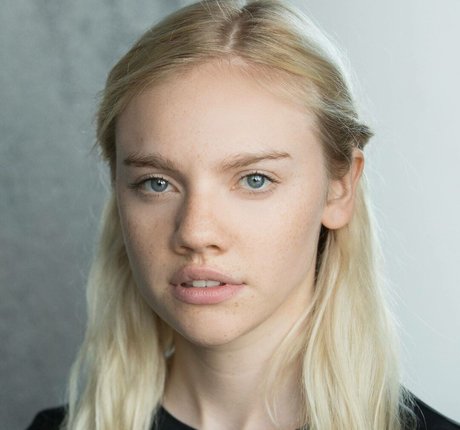 Aine Rose Daly pornstar nude pic