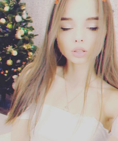 Misss Vikka free model galleries