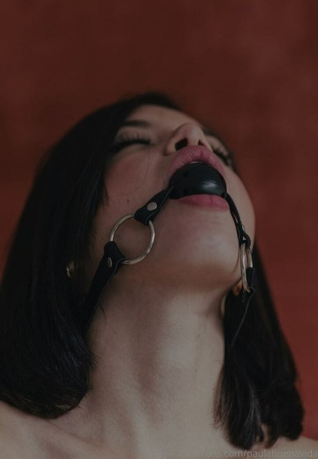 Paulabuenavidaa high quality pornstar pic