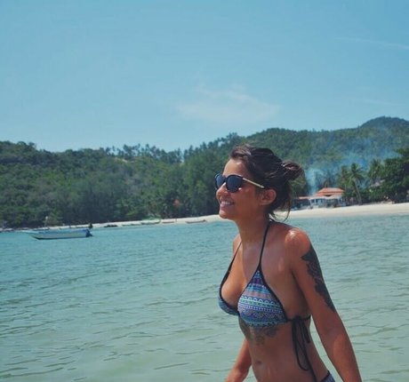 Ana Gutierrez star pretty img