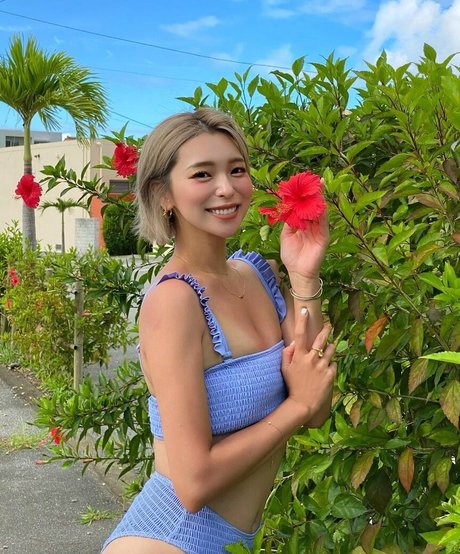 Hitomi 01270 pretty star picture