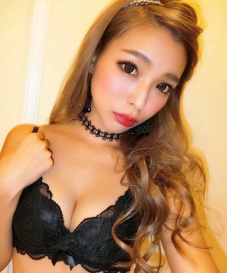 Hitomi 01270 exclusive actress archive