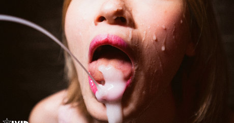 Catbb Meow star pornographic images