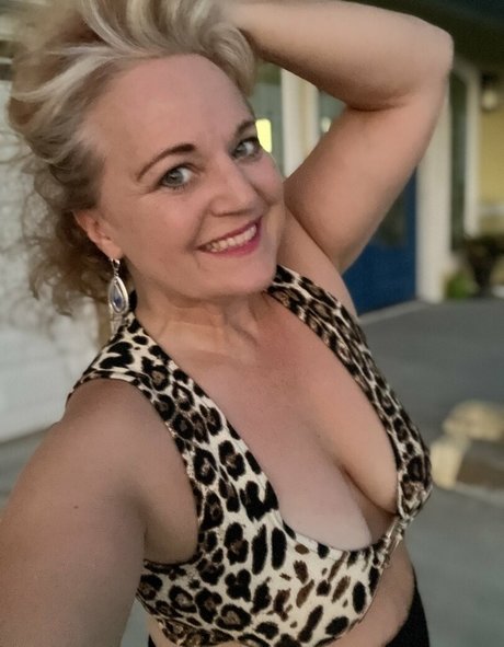 Ginger Hughes69 porn actress gallery