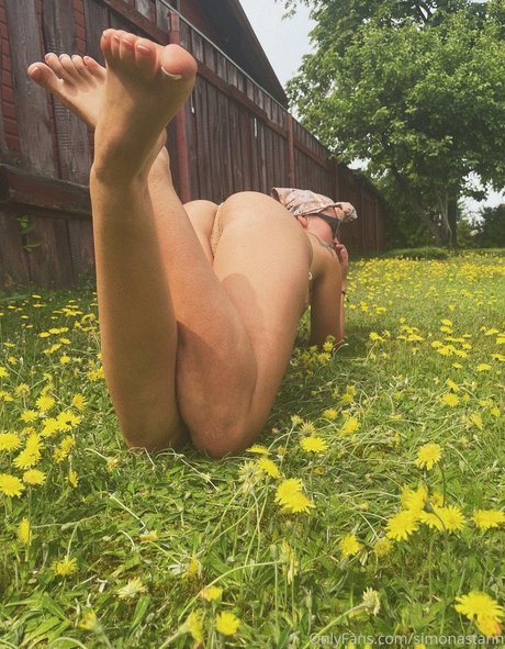 simonastann star sex galleries