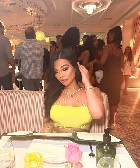 Jaslyn Lee sex pornstar img