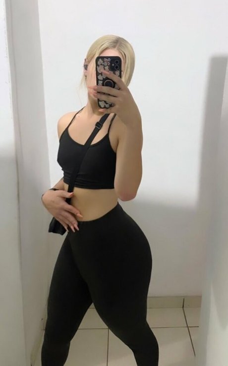 Maiafeel star picture