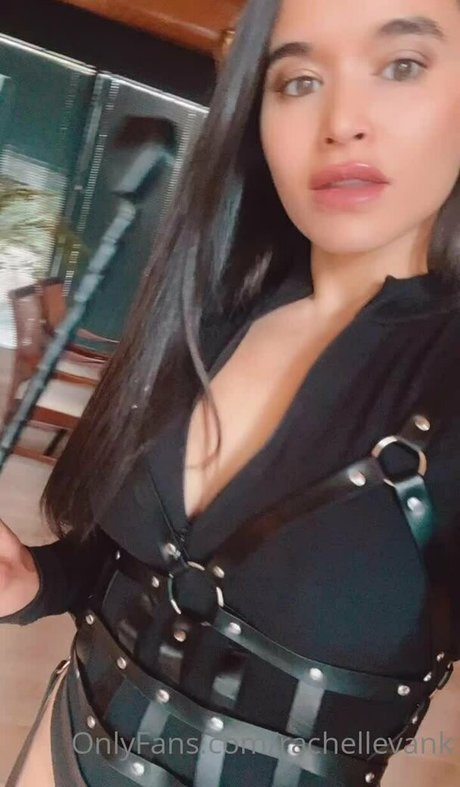 Monie Kulh model adult images