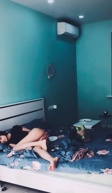 Meflia sexy star gallery