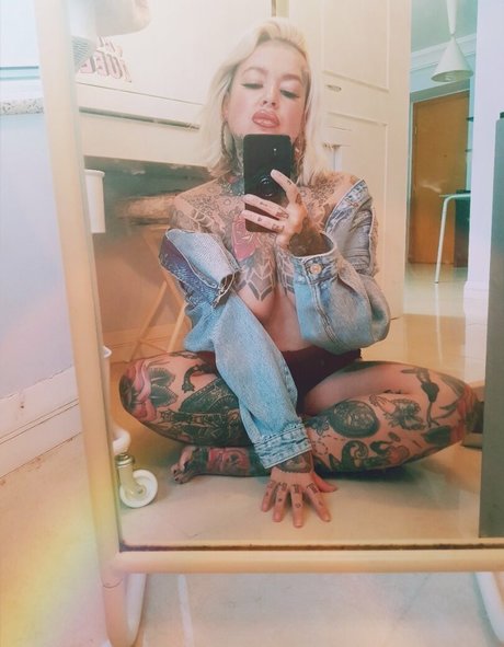 teen lesbian onlyfans free porn pic